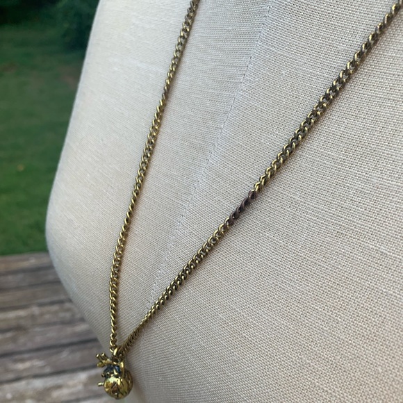 Anatomically Correct Heart Necklace - Picture 13 of 15